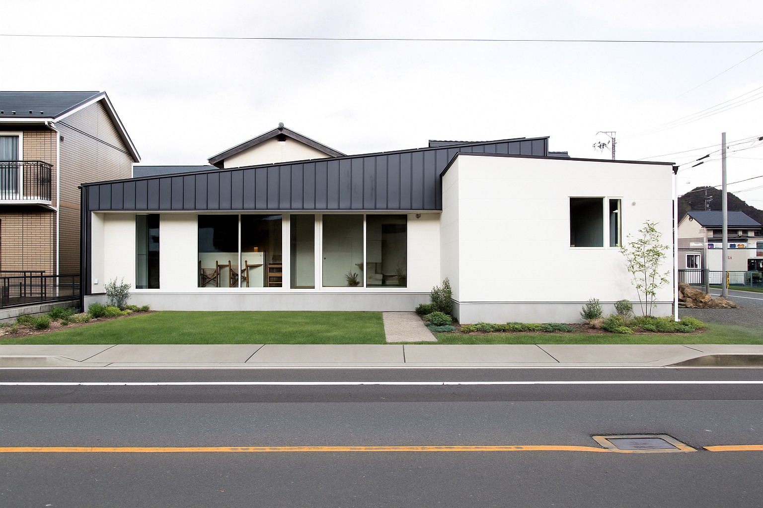 岐阜市 高性能住宅 【ワンちゃんと暮らすL字型の家】 外観