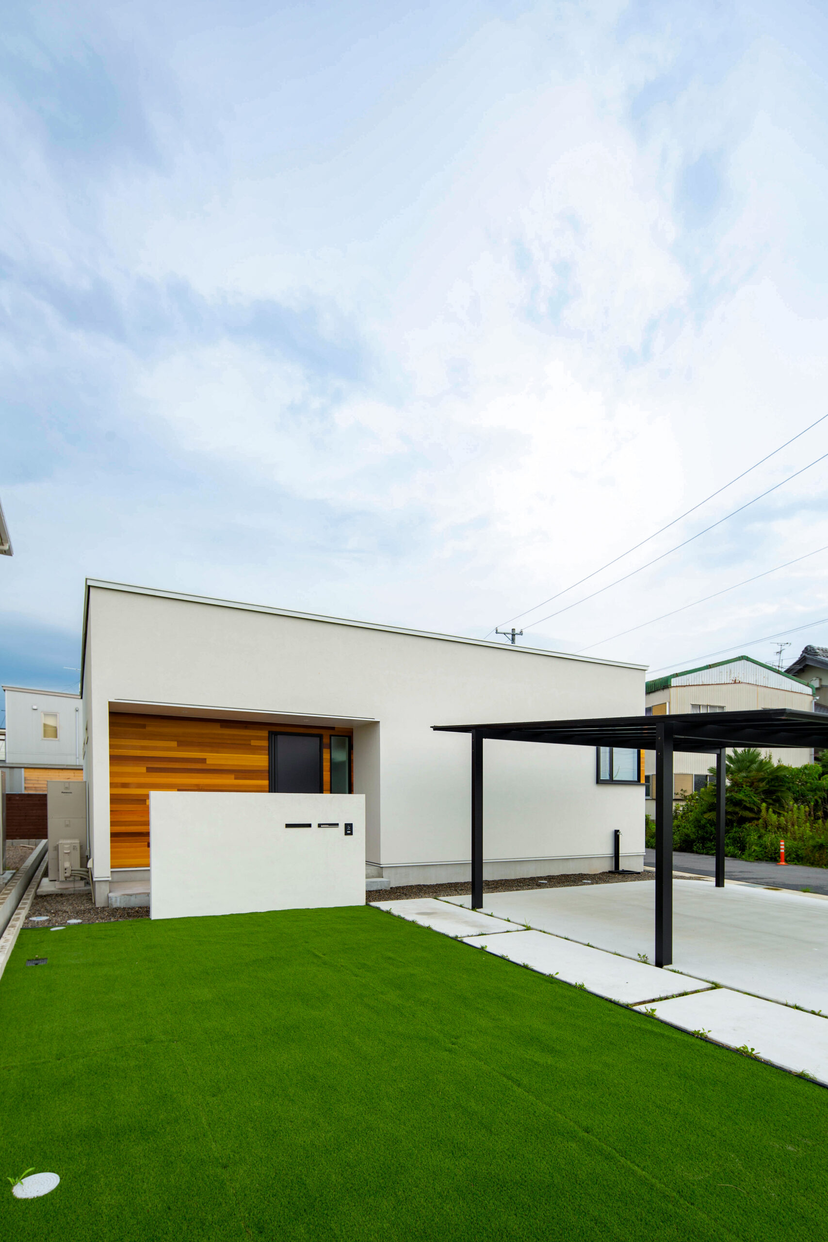 岐阜市 高性能住宅 【中庭のあるロの字の平屋】 外観