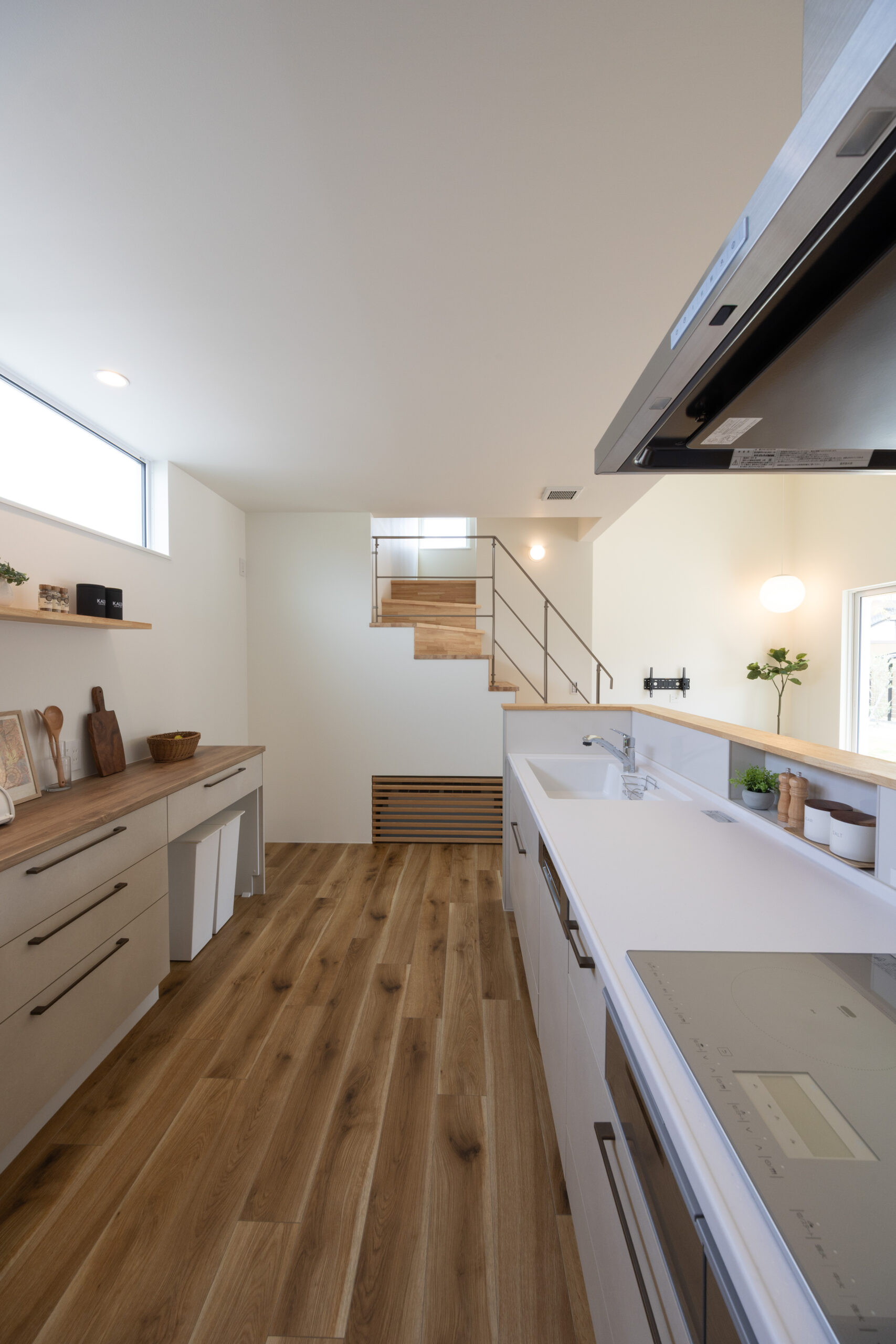 岐阜市に建つ、LDKを中心に多様な居場所を設けた平屋住宅の施工例